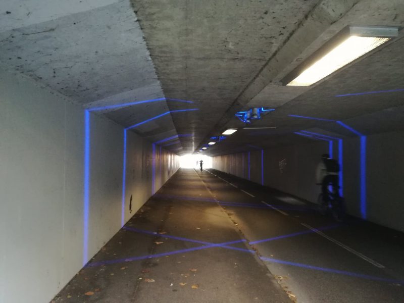 Tunnel lumineux, Toutes les oeuvres par Baptiste Guerlesquin - Passage Jean Robic
